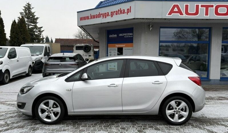 Opel Astra full