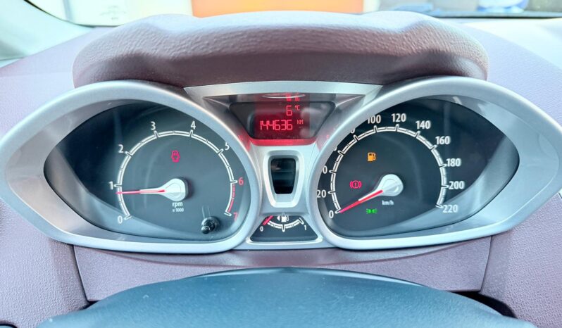 Ford Fiesta 1.4 benz 97KM Ładna; Bogata wersja; Z Niemiec; FV Marża; Gwarancja w cenie auta!!! full
