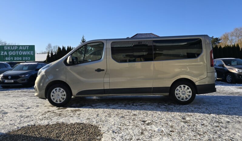 Renault Trafic 9 miejsc, 2 komplety kół full