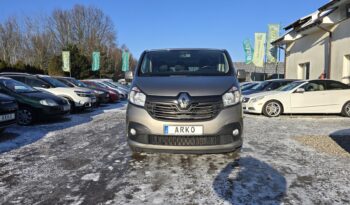 Renault Trafic 9 miejsc, 2 komplety kół full