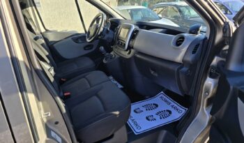 Renault Trafic 9 miejsc, 2 komplety kół full