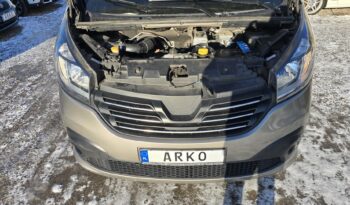 Renault Trafic 9 miejsc, 2 komplety kół full