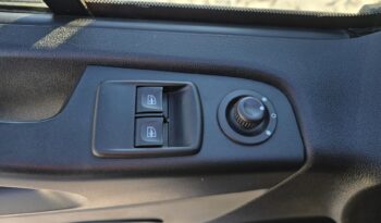 Renault Trafic 9 miejsc, 2 komplety kół full