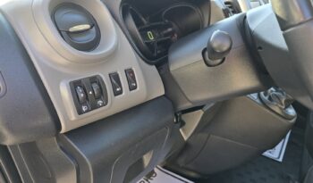 Renault Trafic 9 miejsc, 2 komplety kół full