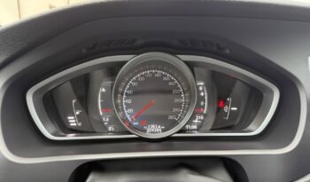Volvo V40 T3 Momentum full