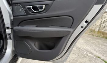 Volvo V60 D3 AWD Geartronic Inscription full