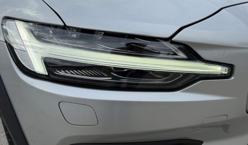Volvo V60 D3 AWD Geartronic Inscription full