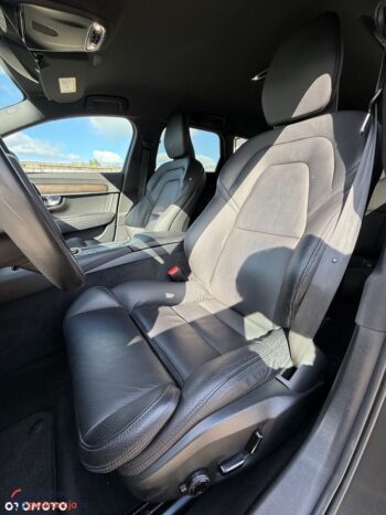 Volvo V90 Cross Country D4 AWD Geartronic Pro full