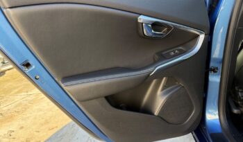 Volvo V40 D3 Drive-E R-Design Momentum full