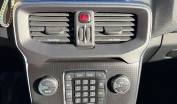 Volvo V40 D3 Drive-E R-Design Momentum full