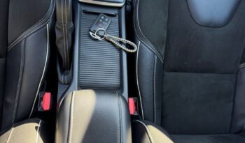 Volvo V40 D3 Drive-E R-Design Momentum full