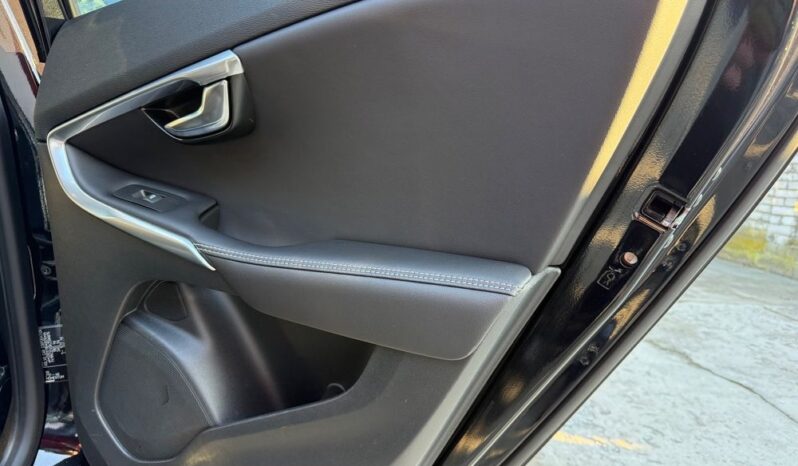 Volvo V40 T3 Geartronic RDesign full