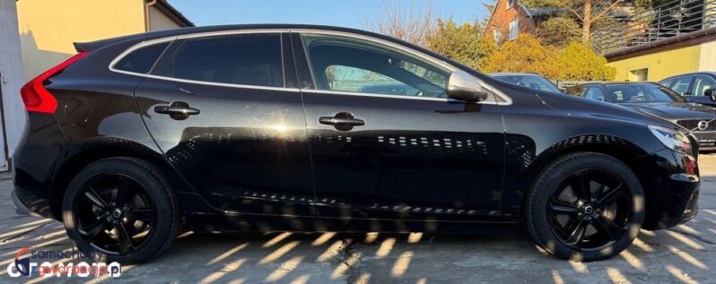 Volvo V40 T3 Geartronic RDesign full