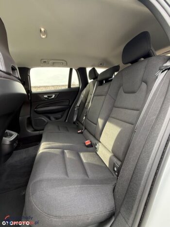Volvo V60 B3 B Geartronic Momentum full