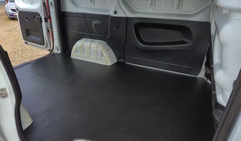 Opel Vivaro full