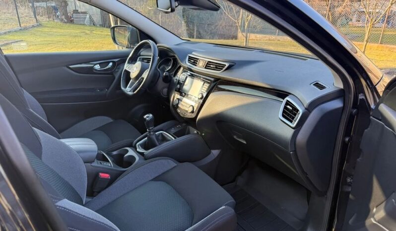 Nissan Qashqai 1.3 DIG-T N-Connecta full