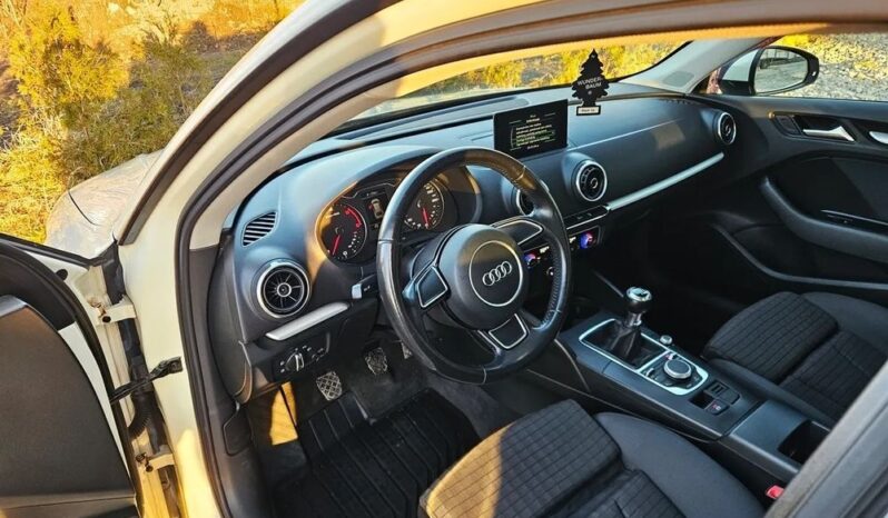 Audi A3 Sportback 1.6 TDI Attraction full