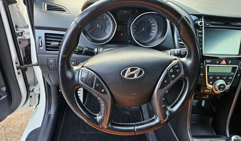 Hyundai i30 1.6 GDI Premium full