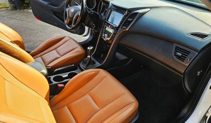 Hyundai i30 1.6 GDI Premium full