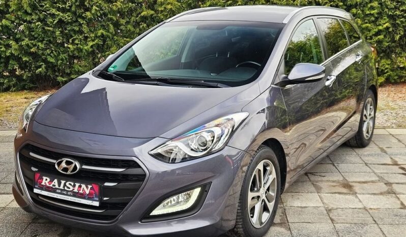 Hyundai i30 blue 1.6 CRDi DCT Passion full