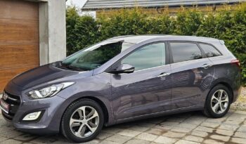 Hyundai i30 blue 1.6 CRDi DCT Passion full