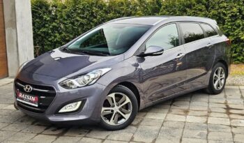 Hyundai i30 blue 1.6 CRDi DCT Passion full