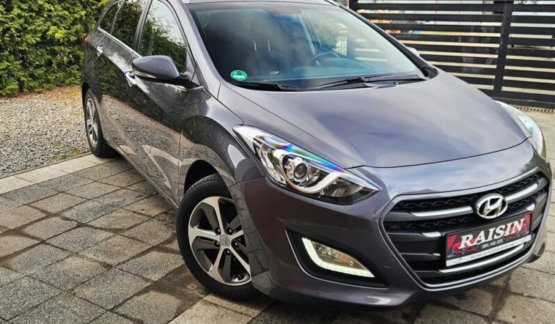 Hyundai i30 blue 1.6 CRDi DCT Passion full