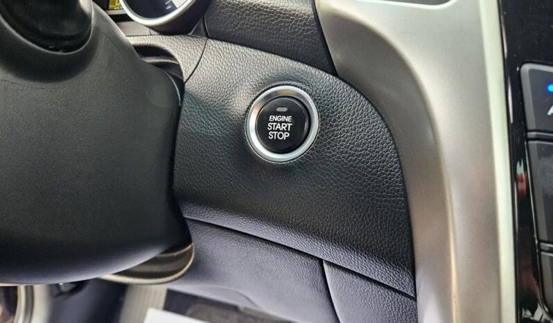 Hyundai i30 blue 1.6 CRDi DCT Passion full