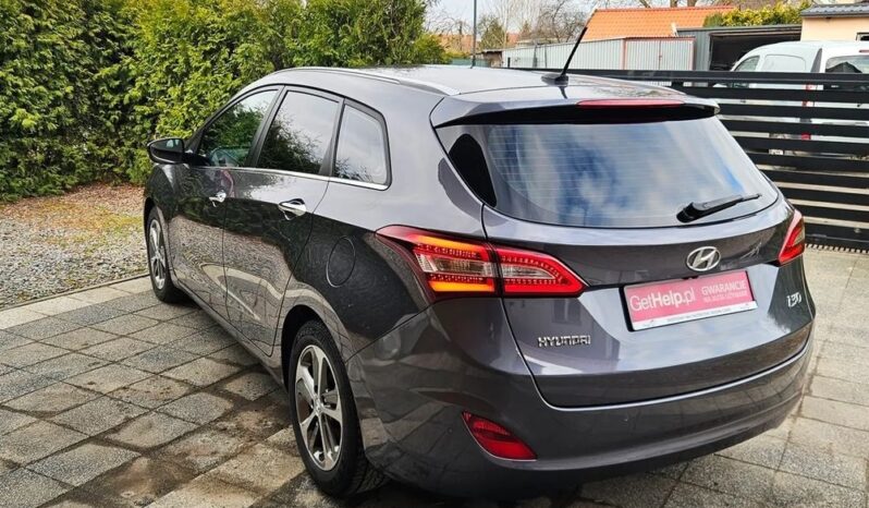 Hyundai i30 blue 1.6 CRDi DCT Passion full