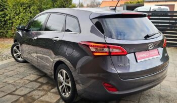 Hyundai i30 blue 1.6 CRDi DCT Passion full