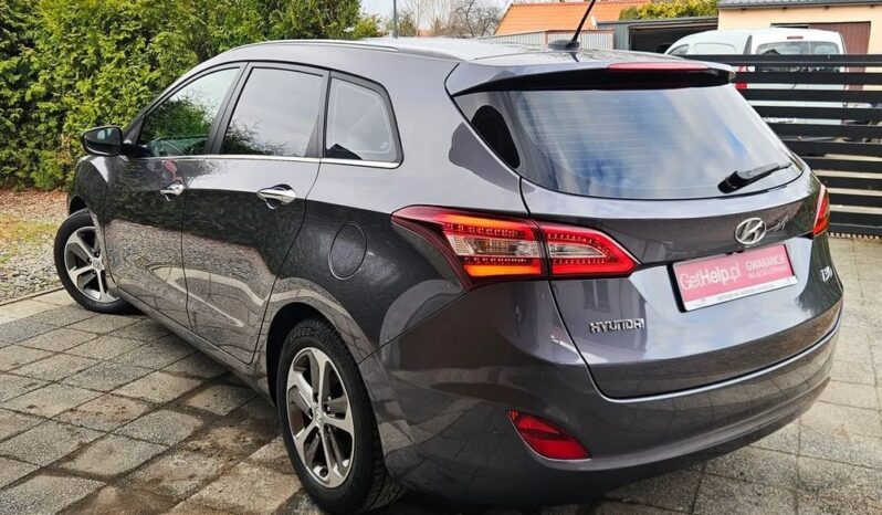 Hyundai i30 blue 1.6 CRDi DCT Passion full