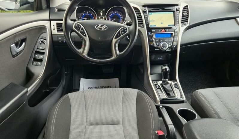 Hyundai i30 blue 1.6 CRDi DCT Passion full