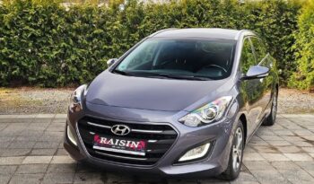 Hyundai i30 blue 1.6 CRDi DCT Passion full