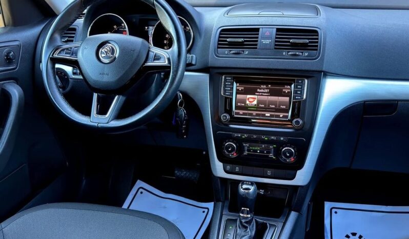 Skoda Yeti Tour 1.2 TSI 4×2 DSG full