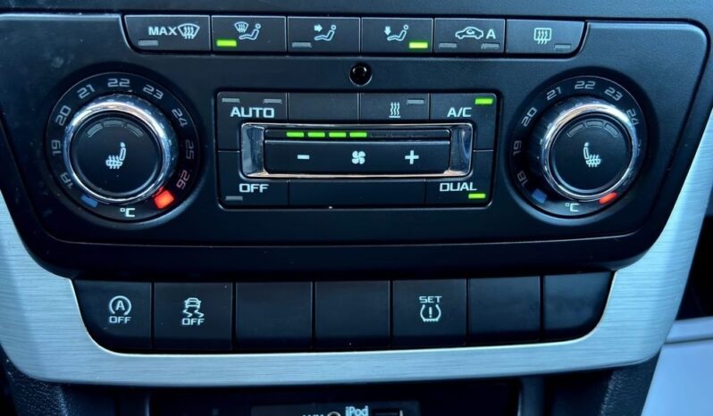 Skoda Yeti Tour 1.2 TSI 4×2 DSG full