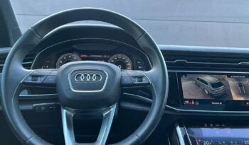 Audi Q7 full