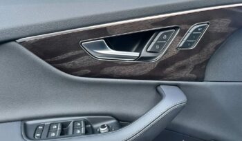 Audi Q7 full