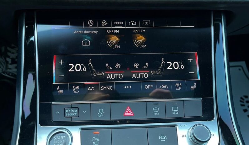 Audi Q7 full