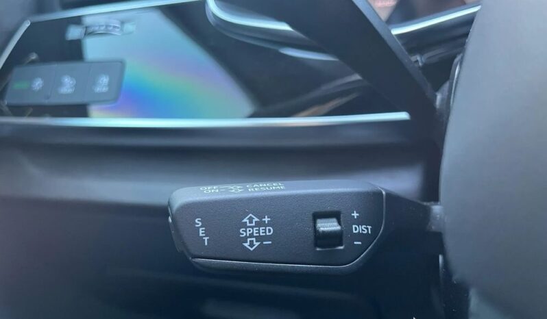 Audi Q7 full