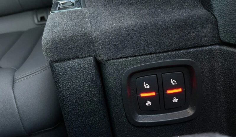 Audi Q7 full