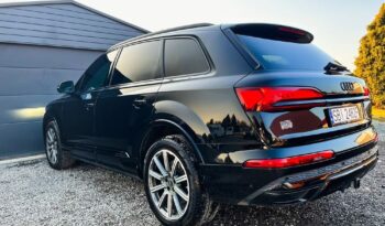 Audi Q7 full