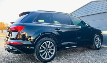 Audi Q7 full