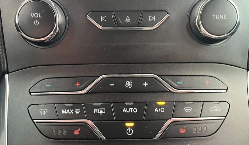 Ford S-Max 2.0 TDCi Titanium full