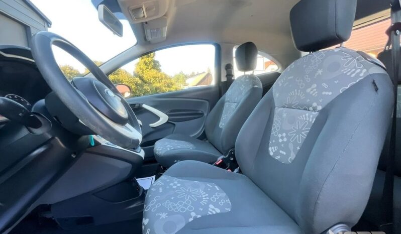 Ford KA 1.2 Titanium full