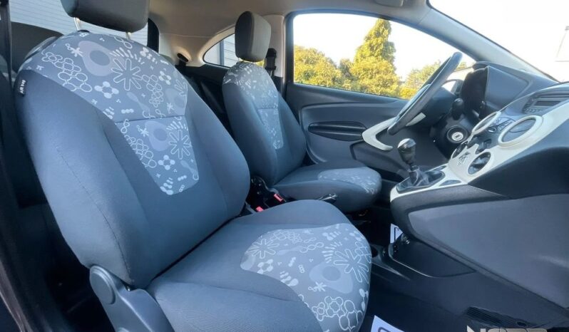 Ford KA 1.2 Titanium full