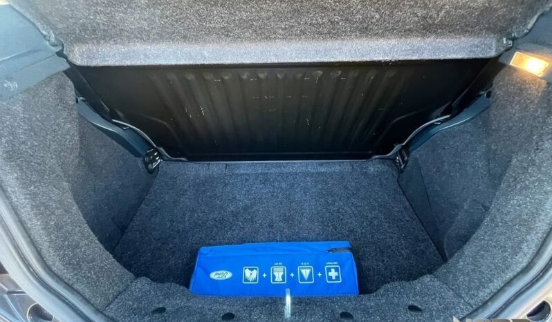 Ford KA 1.2 Titanium full