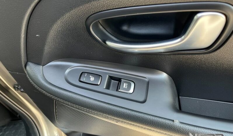 Kia Carens 1.6 GDI L full