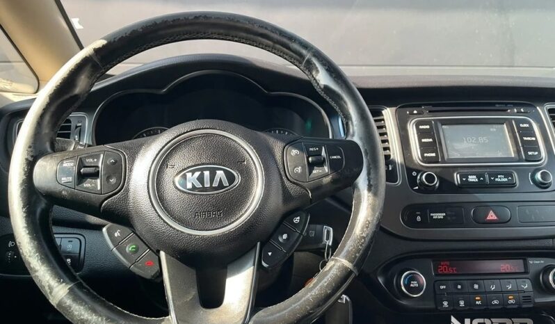 Kia Carens 1.6 GDI L full