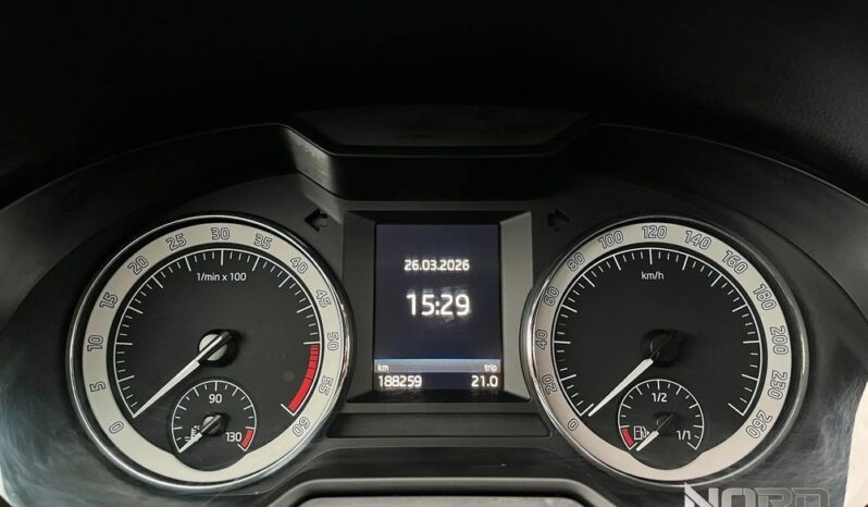 Skoda Octavia Scout 2.0 TDI 4×4 DSG full