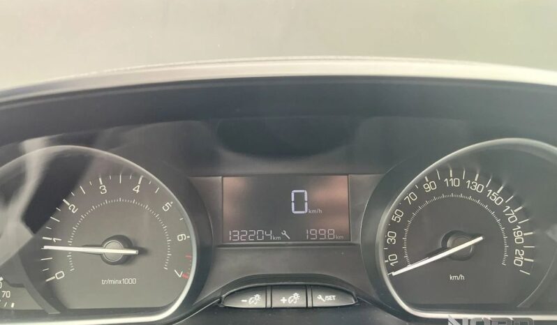 Peugeot 208 1.2 PureTech Allure full